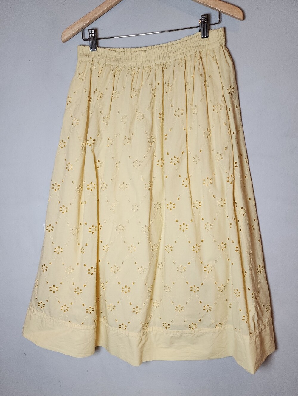 J. Crew 100% Cotton Yellow Eyelet Midi Skirt Pockets Pull On Size Medium